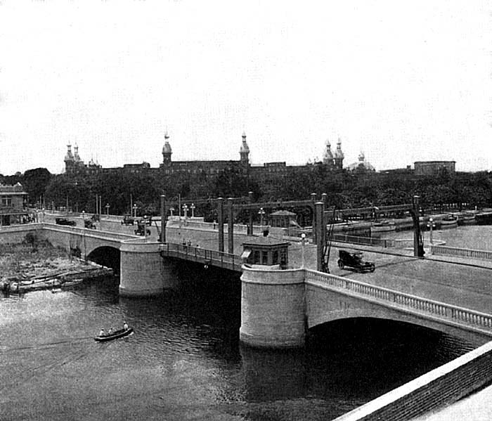 Lafayette Street bridge