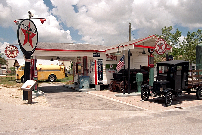 The Texaco Station