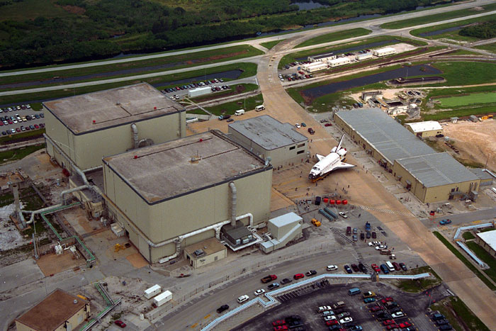 STS-79 Rollout