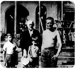 Janusz Korczak with children in Mezenin