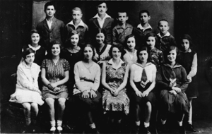 group32 gif