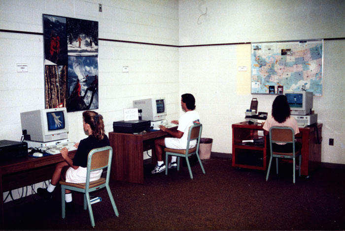 students in a lab with computers