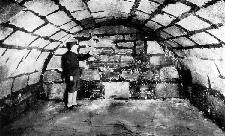 THE FAMOUS SECRET DUNGEON, FORT MARION