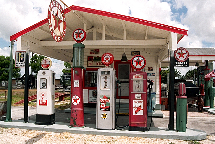 The Texaco Station