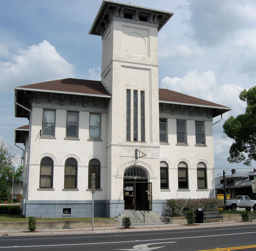 Historic Live Oak City Hall